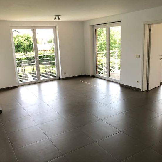 Appartement te huur - Photo 1