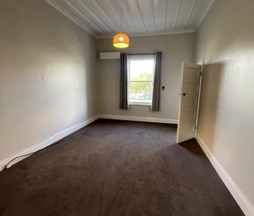 Situated in the heart of sought-after Claudelands, this three bedro... - Photo 4