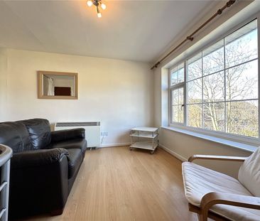 34, Abbeydale Grove, Leeds, West Yorkshire, LS5 3RE - Photo 2