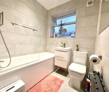 3 bedroom terraced house to rent - Photo 6