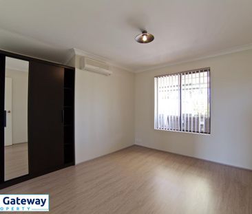 25 Beermullah Way, WAIKIKI WA 6169 - Photo 6