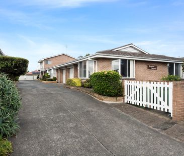 Walk to The Entrance Beach - Photo 2