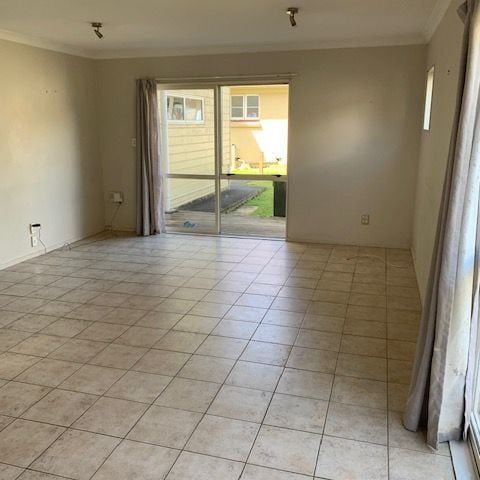 Easy living in good location - Photo 1