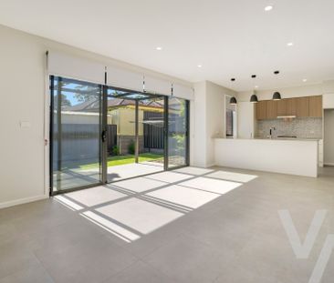 3/3 Ryhope Street, Mount Hutton - Photo 3