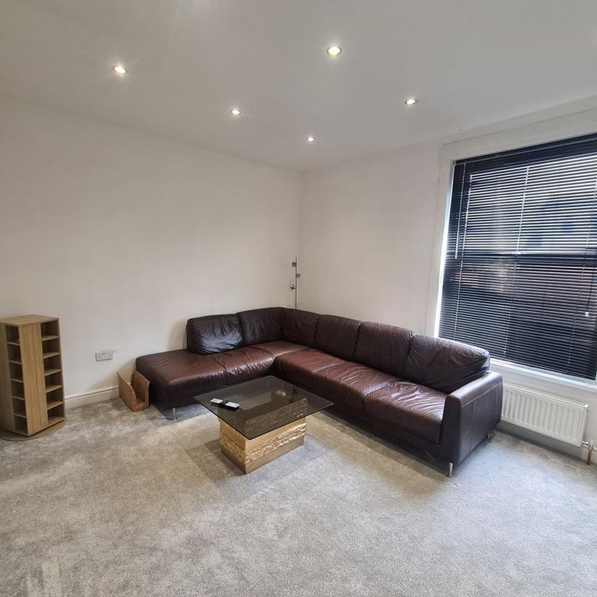 2 Bed Maisonette, Glossop Street, LS6 - Photo 1