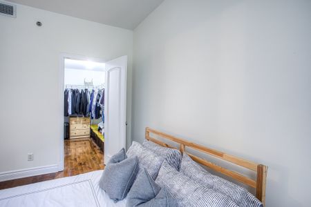 Condo for rent, Montréal (Ville-Marie) - Photo 4