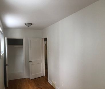 For Lease - 129 Pamilla Street, Dows Lake - Civic Hospital and Area... - Photo 3