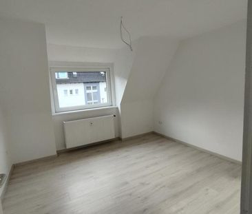 Plettenberg Eschen: Gemütliche Wohnung wartet auf neue Mieter - bez... - Photo 1