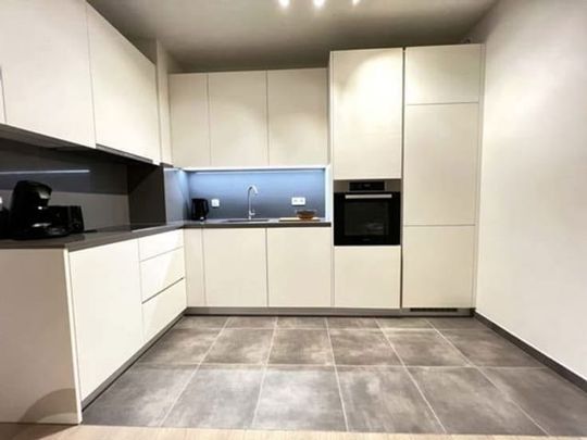 Appartement te huur - Foto 1