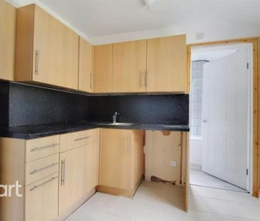 4 bedroom flat to rent - Photo 6