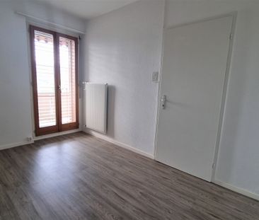 Appartement de 4 pièces au 2ème étage à Delémont - Photo 3