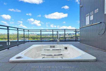 Liv Lofts , #1206 - Photo 5