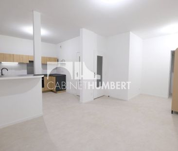 Location Appartement 4 pièces 90m² ST ETIENNE 42000 - Photo 4