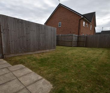 3 bedroom townhouse to rent - Photo 2