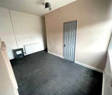 2 Bed Terraced House, Colwyn Road, LS11 - Photo 6