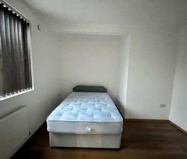 3 bedroom bungalow to rent - Photo 4