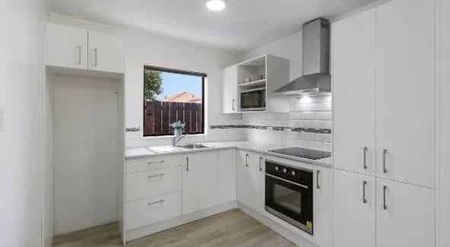 Experience the Ultimate in Effortless Living - Photo 2