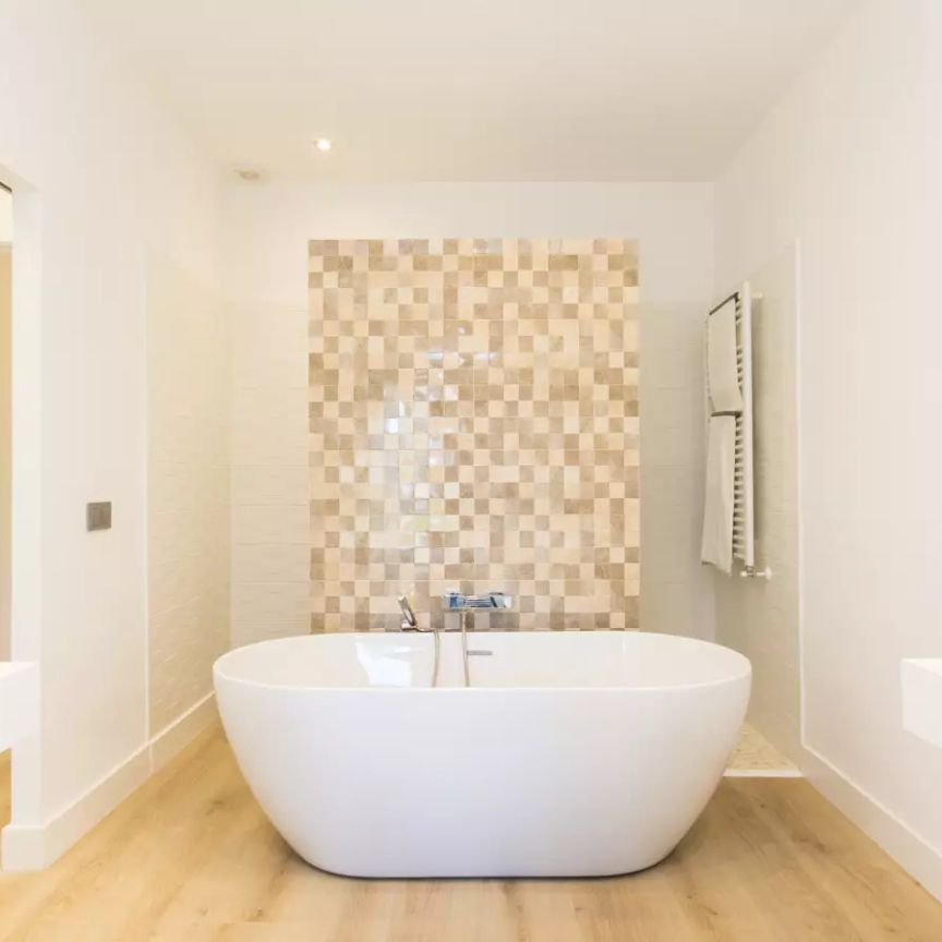 2-bedroom apartment for rent in Cuatro Caminos. - Foto 1
