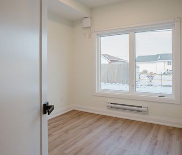 For Lease - 103 Southworth Street Unit# 103B, Welland, Ontario - Photo 2