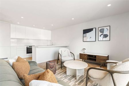 Duplex 3 bed Penthouse Apartment with two roof terraces and views towards the River Thames. - Photo 4