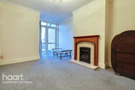 3 bedroom semi-detached house to rent - Photo 2