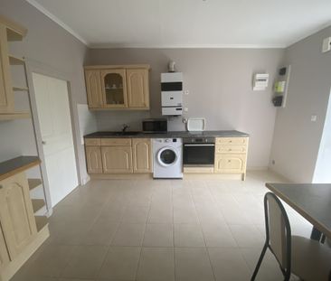 Location Appartement 2 pièces 41m² LE CREUSOT 71200 - Photo 5