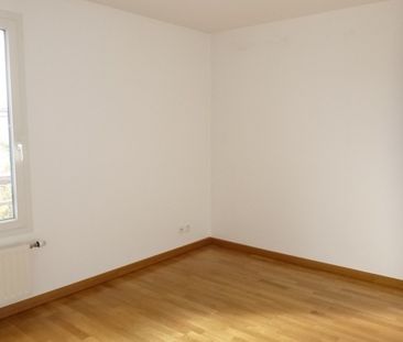 Location Appartement 2 pièces 55m² - Photo 3