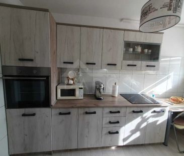 Apartament 2 camere DECOMANDAT complet utilat | Smart AC/TV | Zonă Poli 2 – Tudor/Centru - Fotografie 2