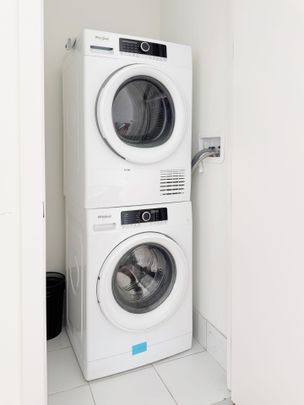 For Lease - 7 Steckley House Lane Unit# TH 610, Richmond Hill, Ontario - Photo 1