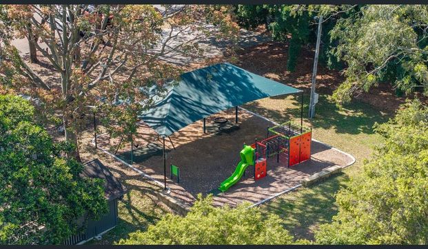 Perfect Entertainers Haven - Photo 1