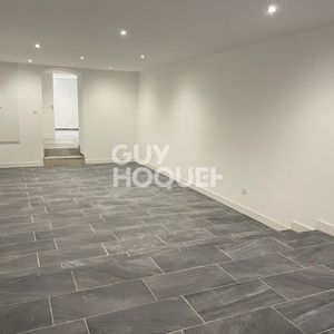 LOCAL COMMERCIAL AVEC STUDIO - Centre Historique - Photo 2