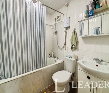 1 bedroom flat to rent Brenthall Towers, Harlow, CM17 - Photo 5