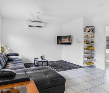 Furnished Haven in the Heart of Palm Cove! - Photo 1