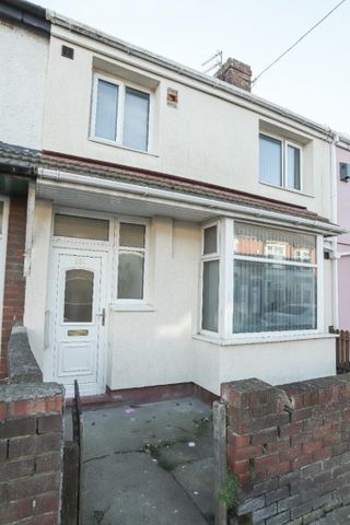 Crescent Road, Middlesbrough - Photo 3