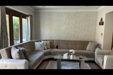 4 Bed Semi-Detached House, Maryatt Avenue, HA2 - Photo 2