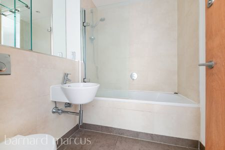 Altyre Road, Croydon - Photo 5