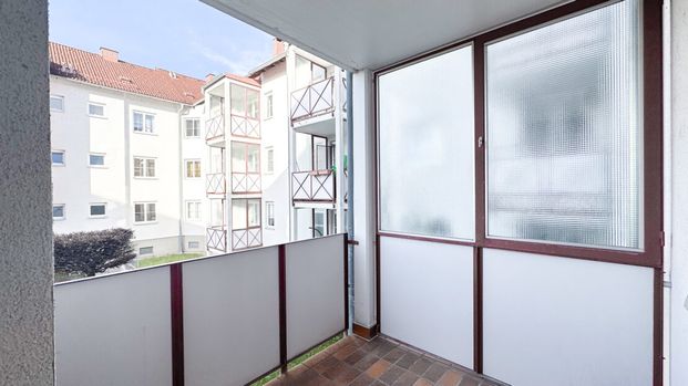 Kleinfamilien-Hit: Einladende 3-Zimmerwohnung mit ruhiger Freifläche - Photo 1