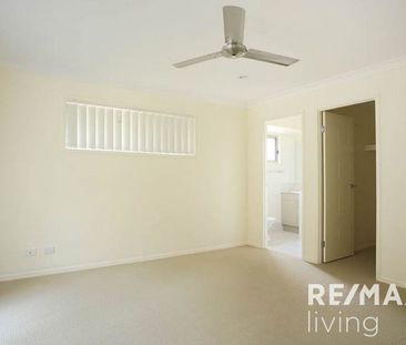 Spacious Family Home in a Quiet Morayfield Location - Photo 2