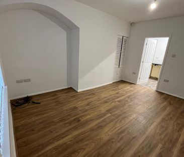 2 bedroom terraced bungalow to rent - Photo 2