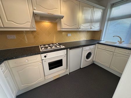 Wimborne Road, Bournemouth - Photo 5