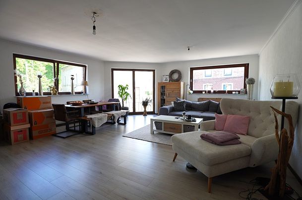 Schöne helle Wohnung auf der 1°Etage, gelegen in Moresnet-Chapelle - Foto 1
