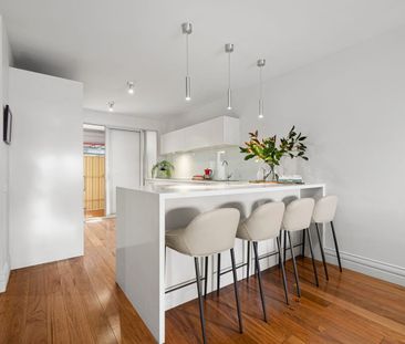 Beach Life, Latte Lifestyle & Street front Living - Photo 6