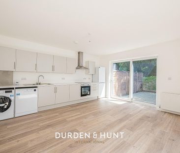 High Street, Ongar - Photo 2