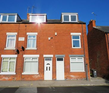 North Road, Chesterfield - Photo 5