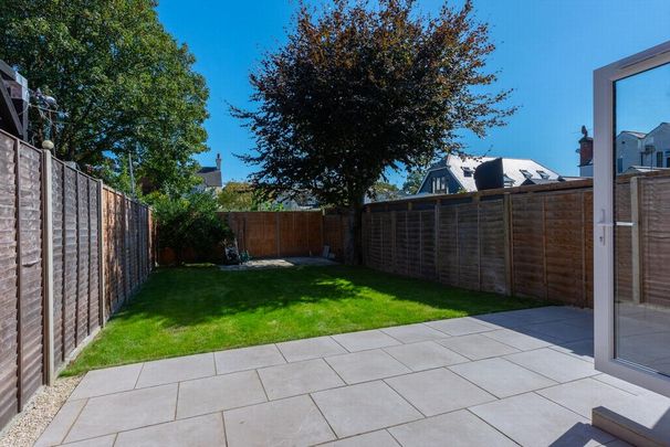 3 bedroom detached house to rent - Photo 1