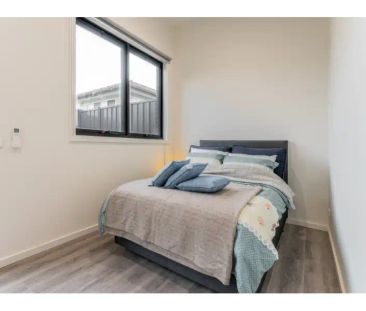 8/9 Duke Street, Sunshine VIC 3020 - Photo 1