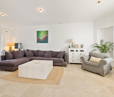 Bel Air, Estepona East, Estepona, Andalusia 29680 - Photo 1