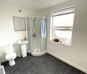 1 bedroom property to rent - Photo 3