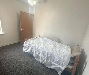 Room in a Shared House, Alum Rock Road, B8 - Photo 2