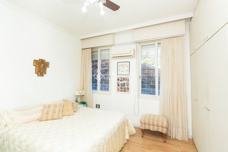 Casa com 4 quartos e 320m² para alugar em Três Figueiras, Porto Alegre. - Foto 4